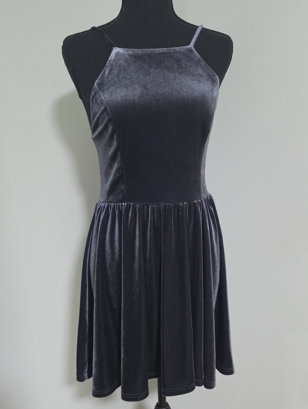 Trac Charcoal Velvet Spaghetti-Strap Mini Dress